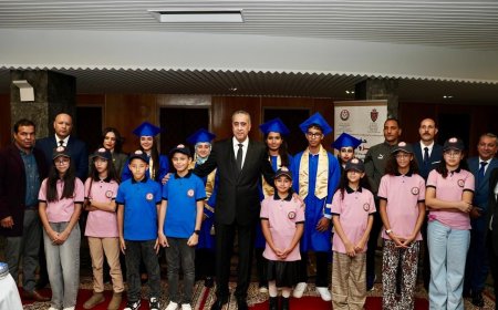 Sécurité qui protège… Famille qui soutient : regard des élèves journalistes de Fès-Meknès sur la cérémonie annuelle de l’excellence