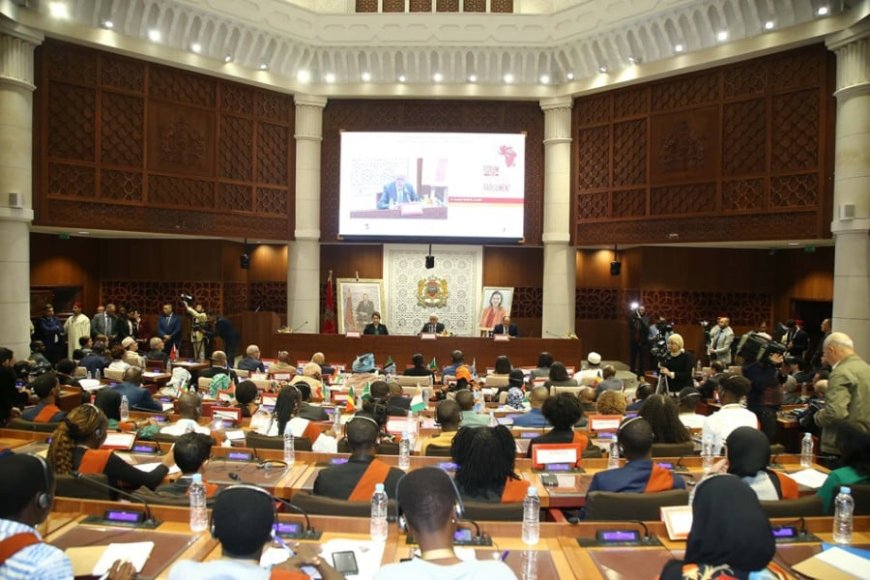 Le Parlement de l’enfant: comment l’Afrique redonne du sens à la voix des jeunes